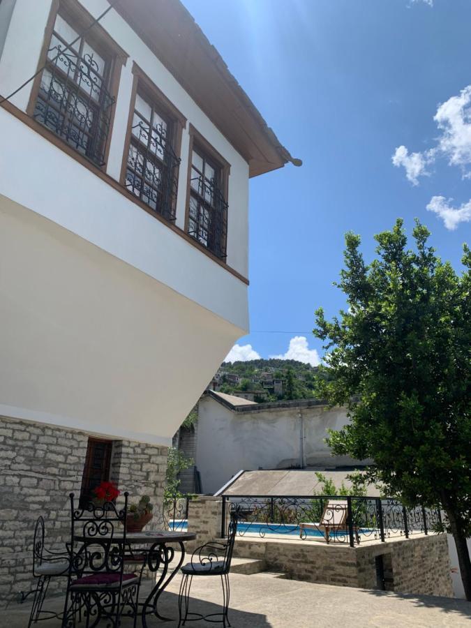 Hotel Gjirokastra Exterior photo