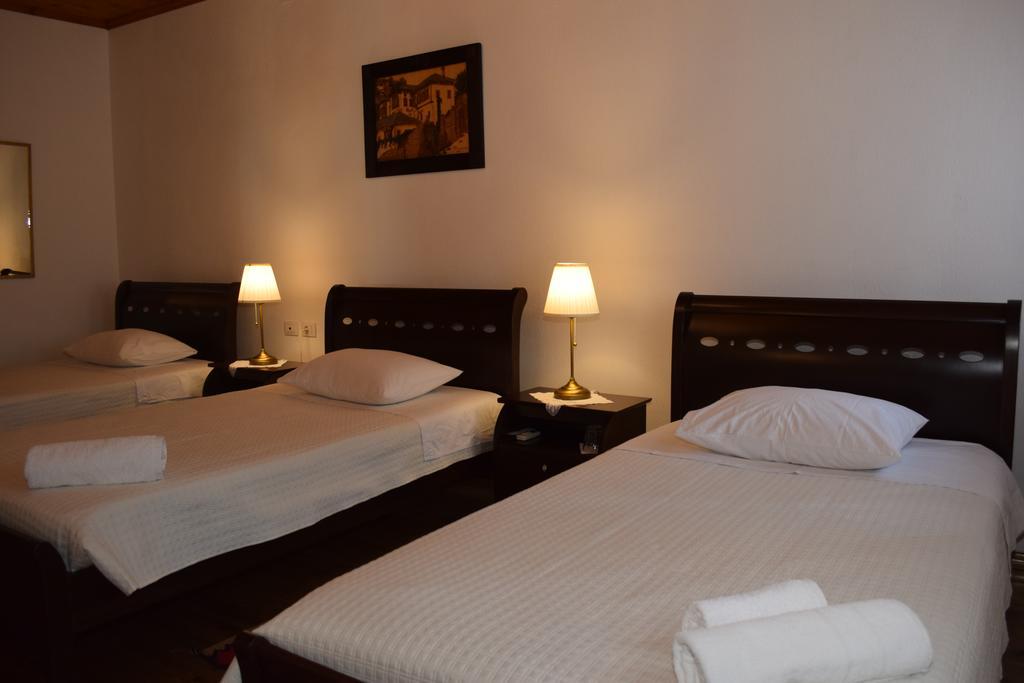 Hotel Gjirokastra Exterior photo