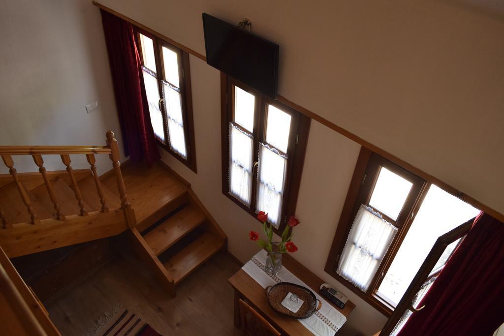 Hotel Gjirokastra Exterior photo
