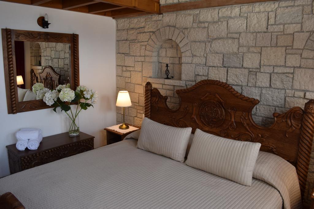 Hotel Gjirokastra Exterior photo
