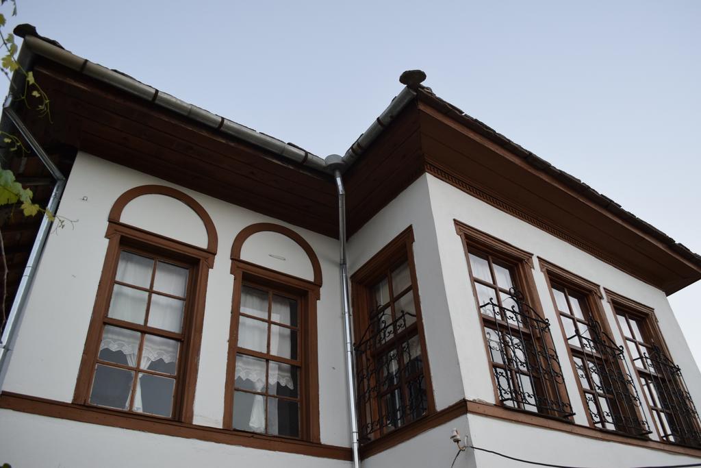 Hotel Gjirokastra Exterior photo