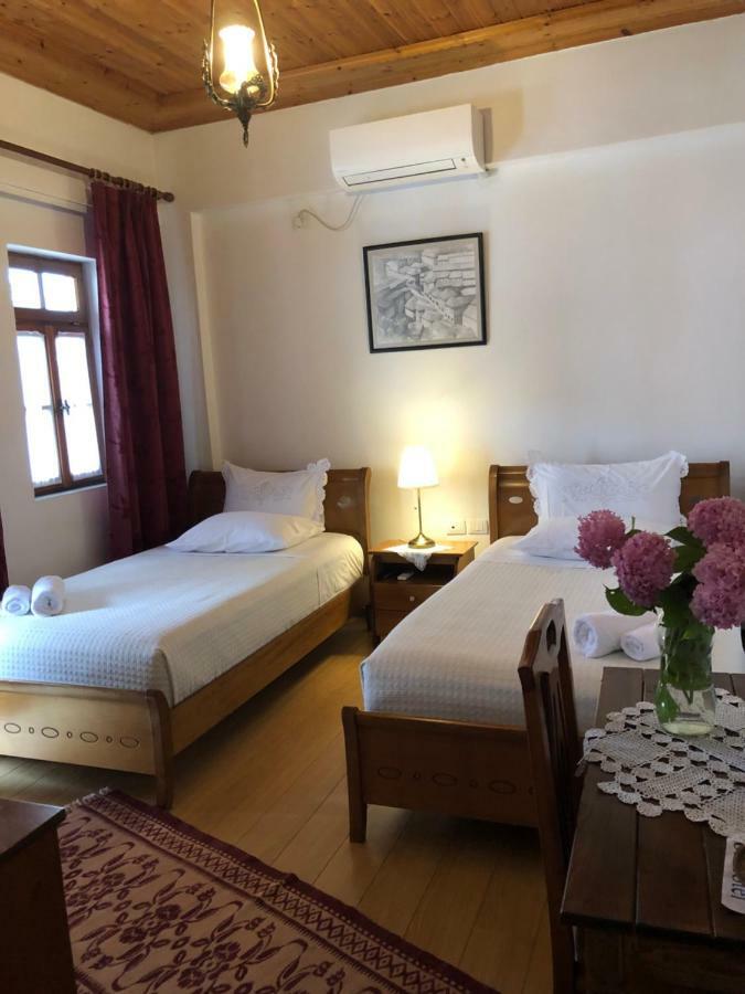 Hotel Gjirokastra Exterior photo